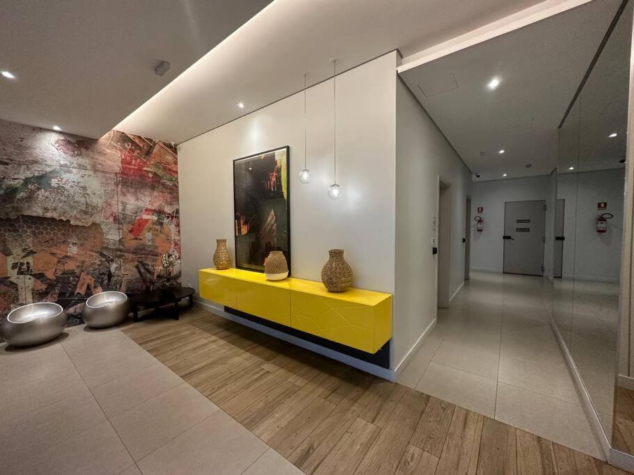 1509 Setin - Metro Se - Sacada/vista/andar Alto Apartamento