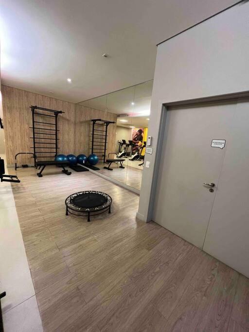 Apartamento 1509 Setin - Metro Se - Sacada/vista/andar Alto